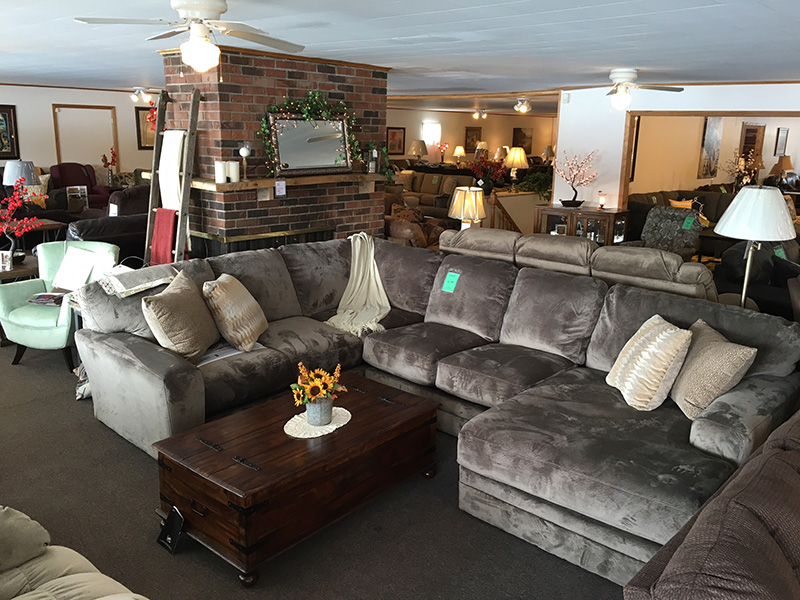 Russell's Country Store Battle Creek, MI Bedroom Furniture